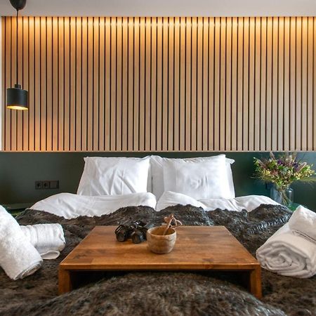 אספו Haltia Lake Lodge Nature Boutique Hotel & Glamping מראה חיצוני תמונה