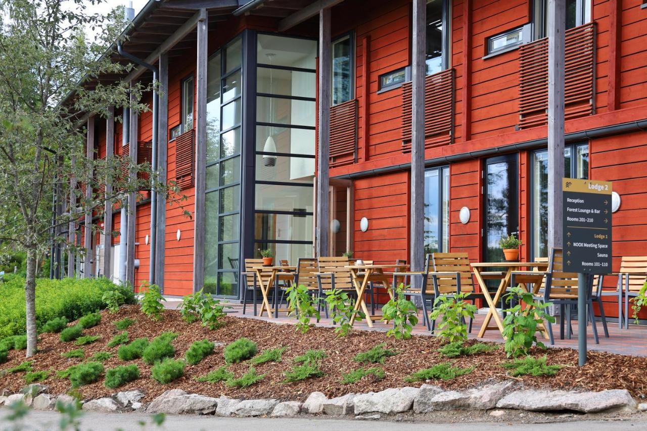 אספו Haltia Lake Lodge Nature Boutique Hotel & Glamping מראה חיצוני תמונה