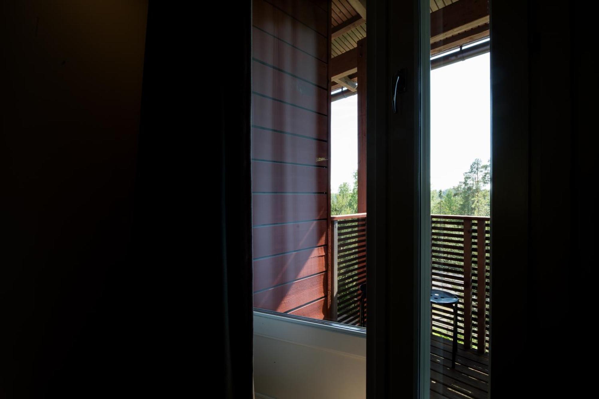 אספו Haltia Lake Lodge Nature Boutique Hotel & Glamping מראה חיצוני תמונה